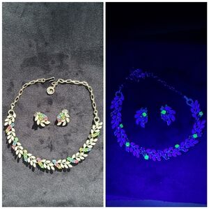 Uranium Glass Vintage Lisner Set